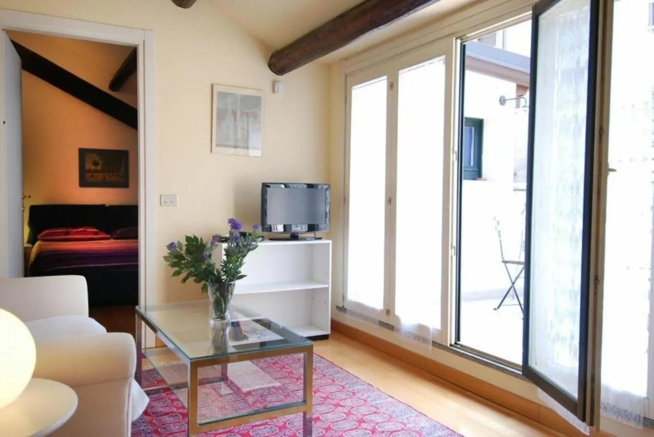 Apartment Disciplini By Halldis Milan
